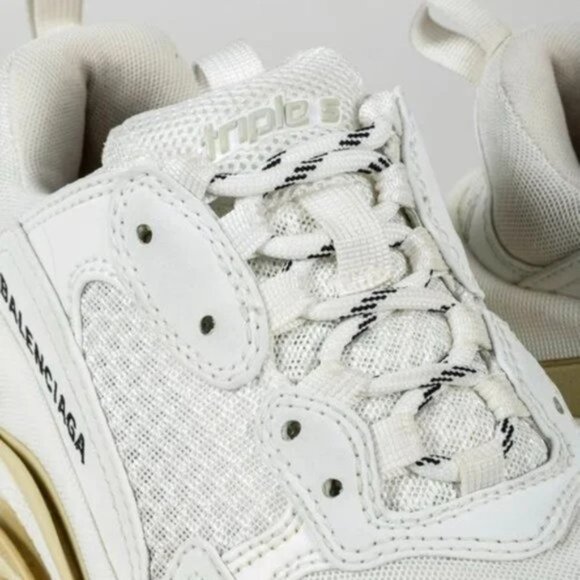 Balenciaga White Triple S Sneakers - Picture 9 of 13